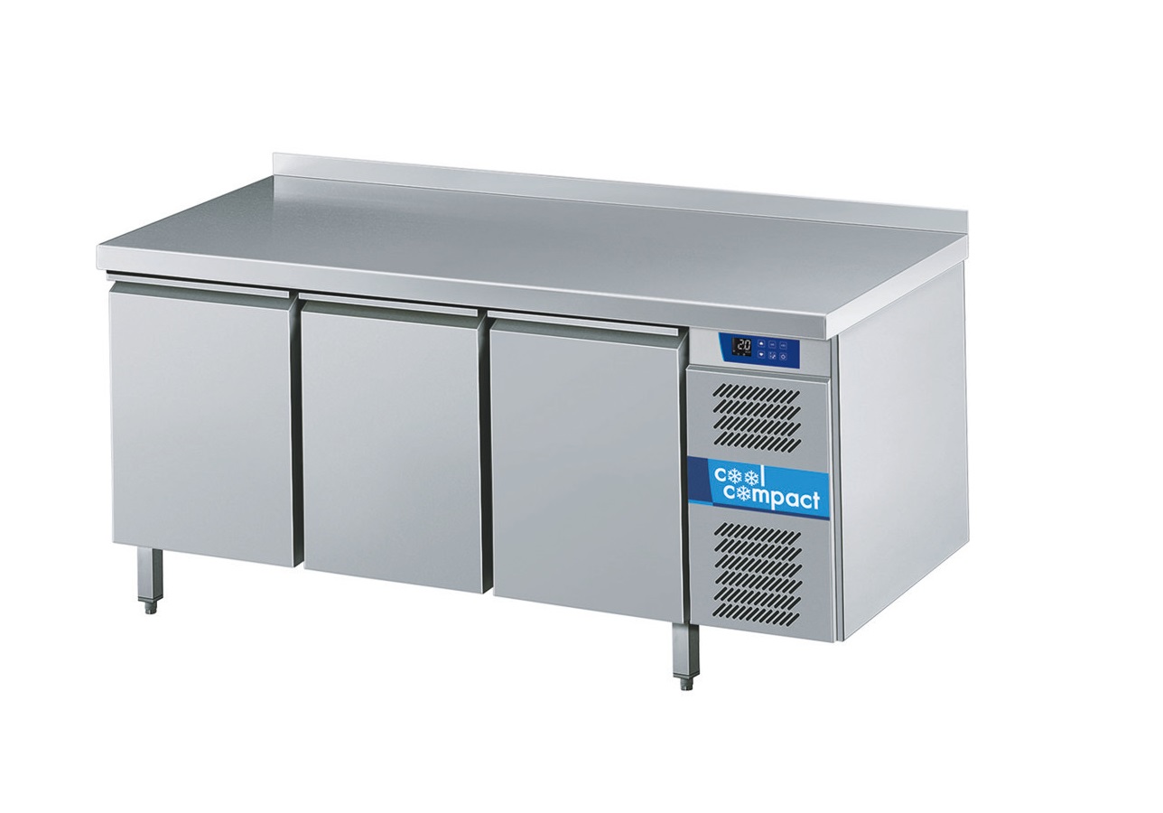 Umluft-Kühltisch GN 1/1 KTM731162 mit Tischplatte, allseits abgekantet