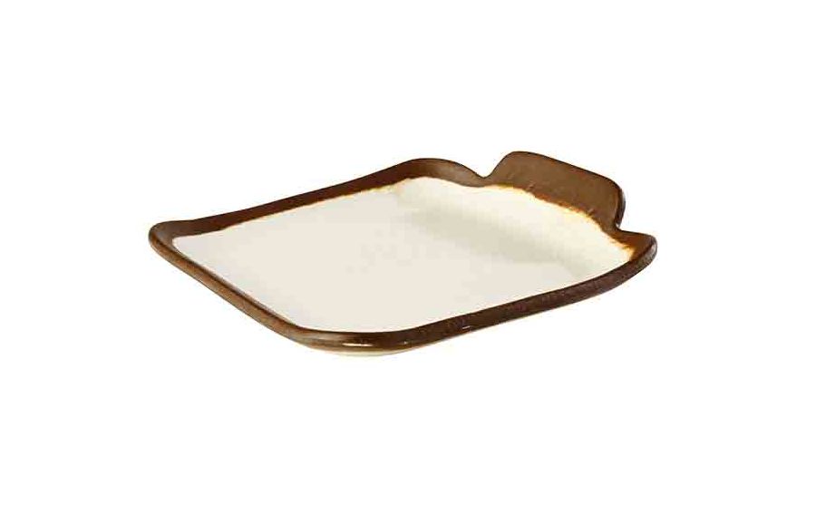 127043 Teller CROCKER creme 14x13cm H: 2,5cm