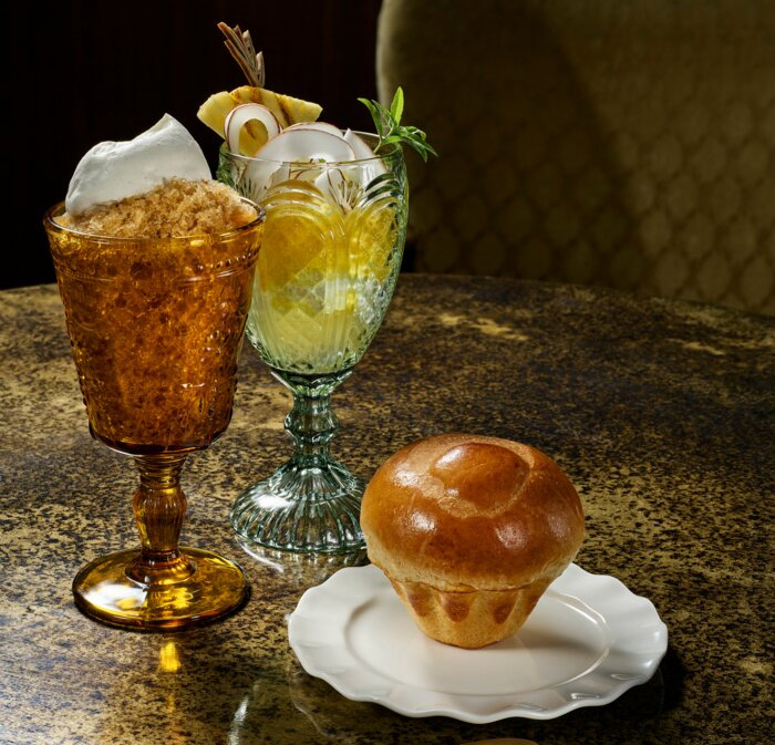 Debutante_(1) Debutante_(1)